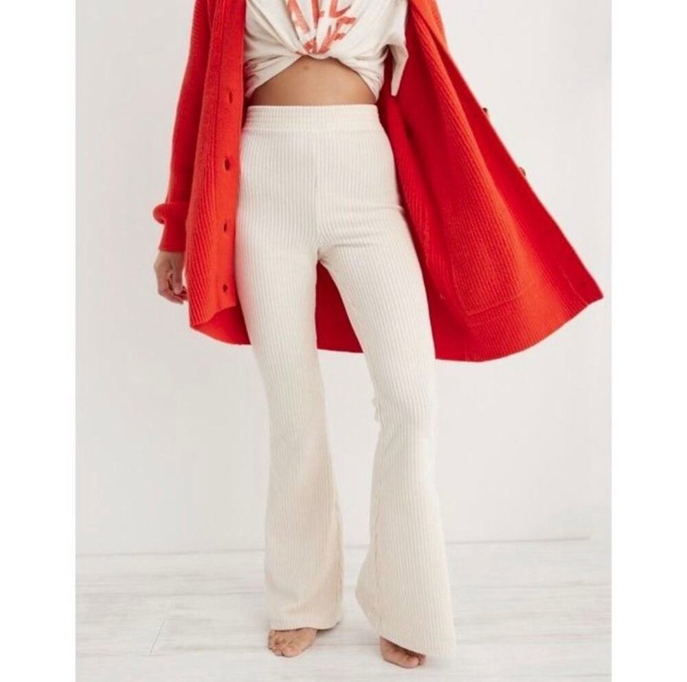 Aerie Cream Groove-On Velour High Waisted Flare Pant Size XL